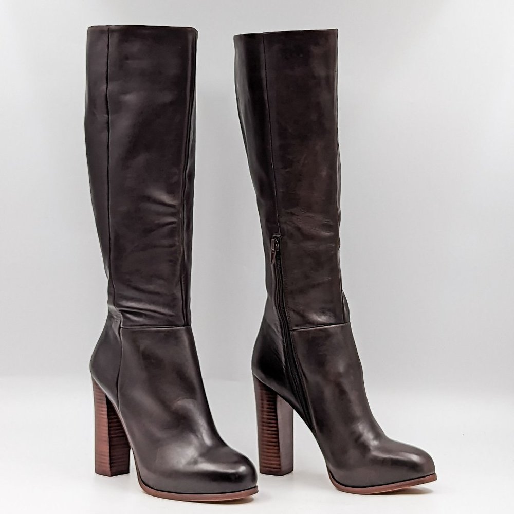 Vince Camuto Women Gretcha Round Dark Brown Leather Knee High Boots size 8